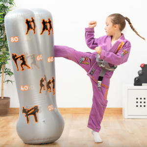 Детска боксова круша InnovaGoods-V210 е подходяща за деца от 6 до 12 годишна възраст.